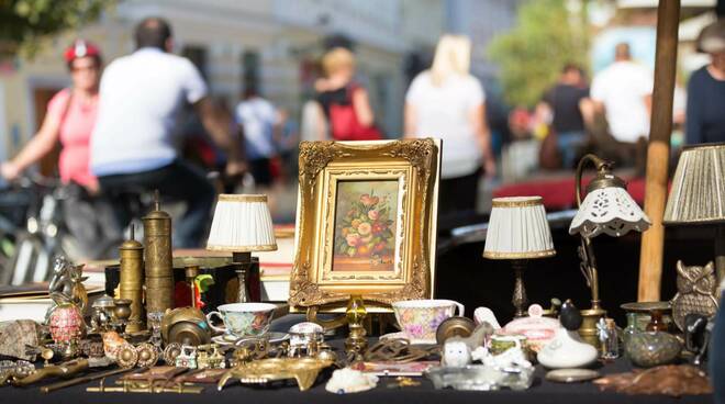 mercatino antiquariato desenzano