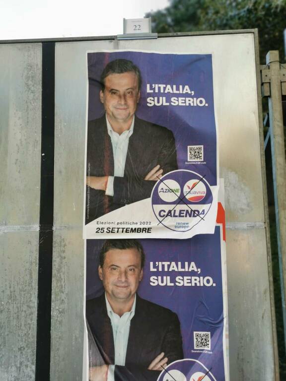 manifesti calenda coprono Unione Popolare