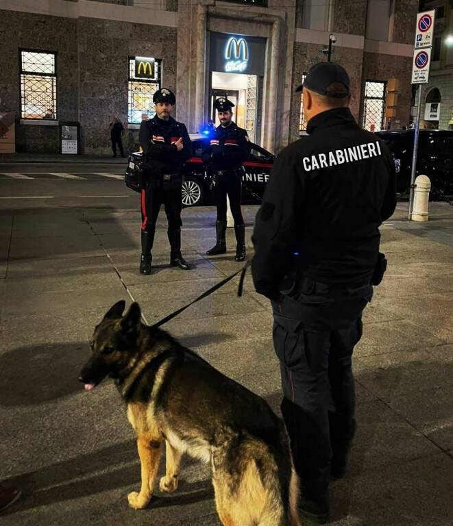 carabinieri piazza Vittoria