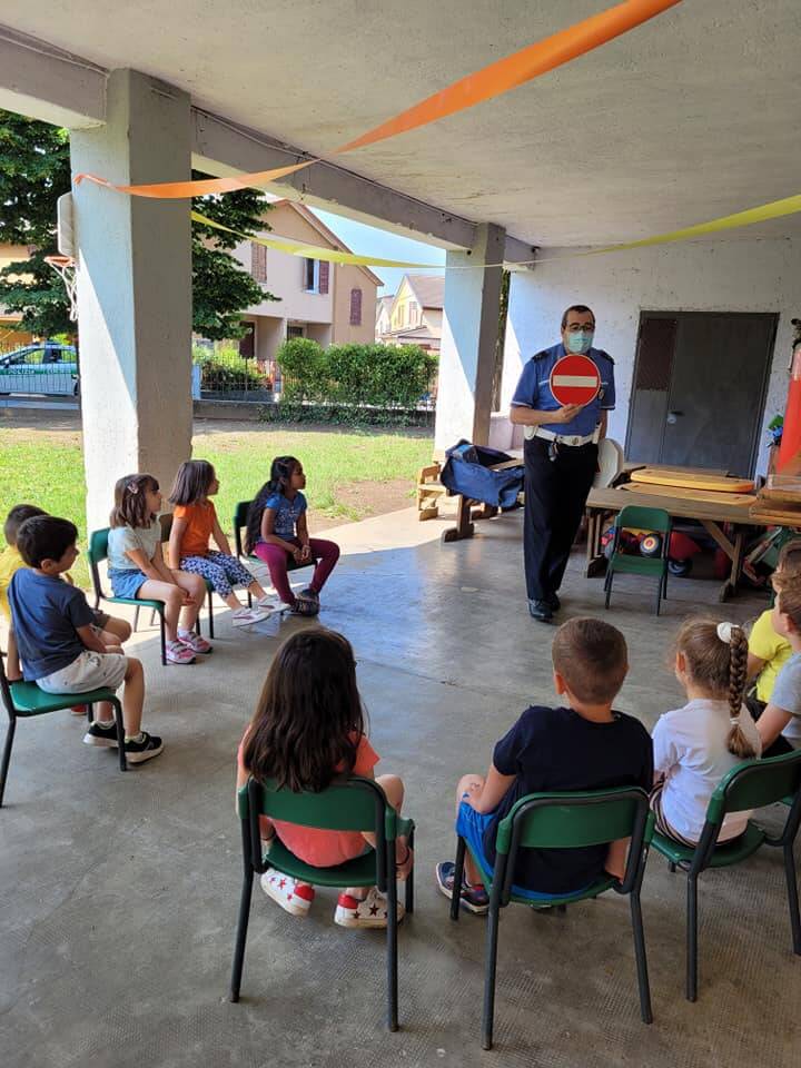 polizia locale Brescia nelle scuole