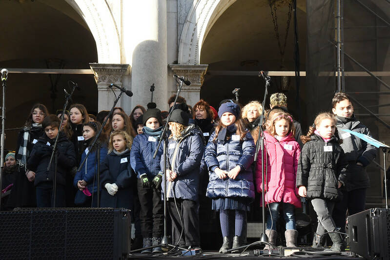 Capitale della cultura bambini in piazza loggia sabato 21 gennaio 2023