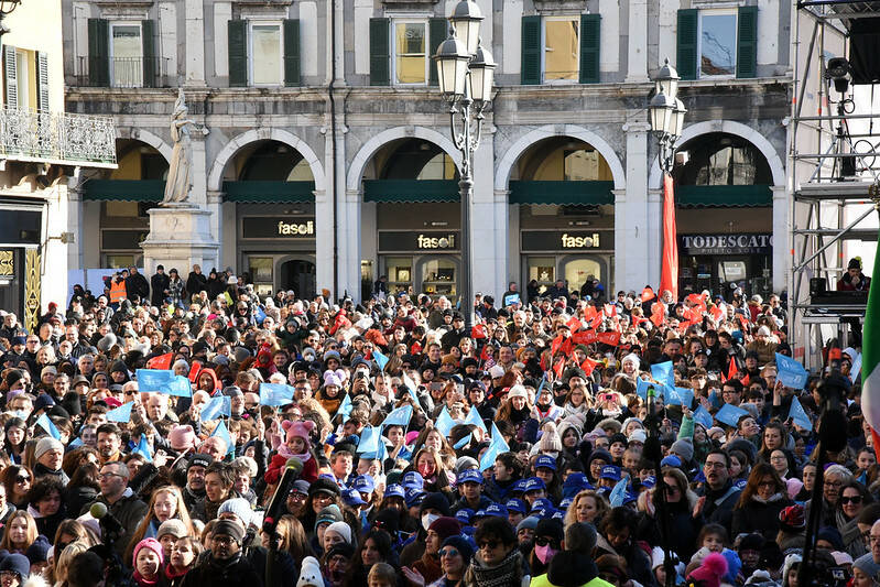 Capitale della cultura bambini in piazza loggia sabato 21 gennaio 2023