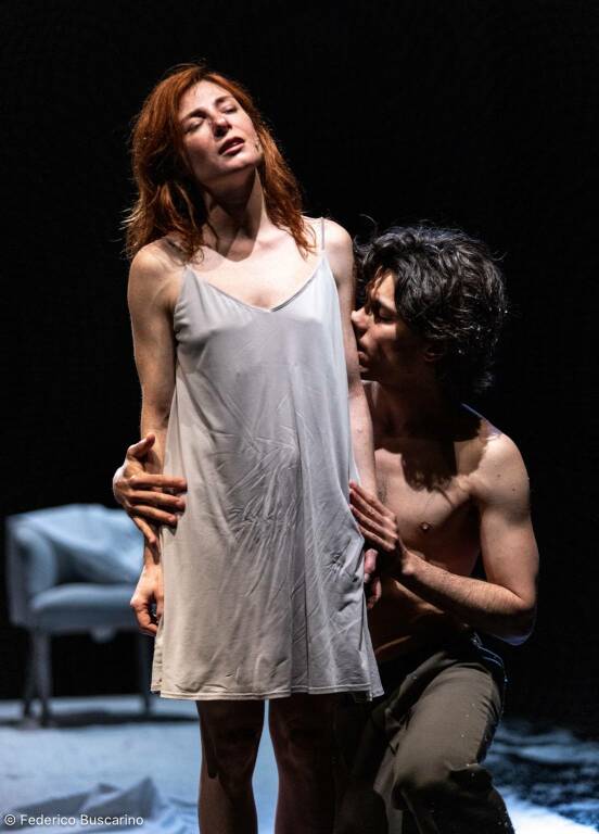 Hiroshima mon amour - Valentina Bartolo - Francesco Sferrazza Papa -Ctb Centro teatrale Bresciano