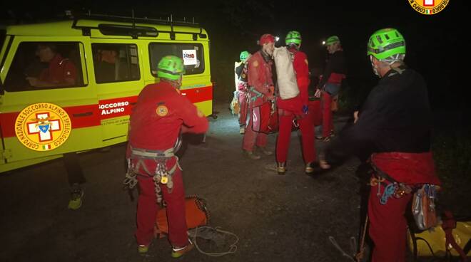 Ottavia Piana speleologa di Adro ferita Grotta di Bueno Fonteno Soccorso alpino