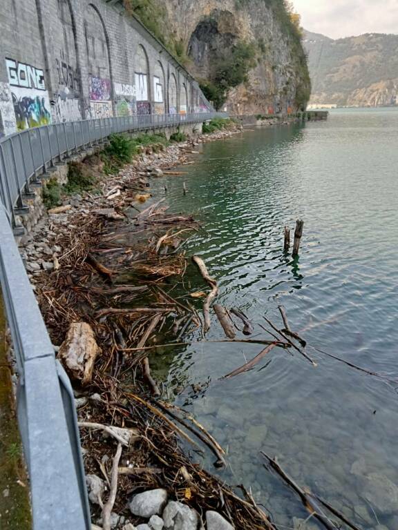 migliori tegole di paglia artificiale con canna d'acqua per baita,fornitori  della Cina tegole di paglia artificiale con canna d'acqua per baita