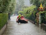 Vigili del fuoco evacuazione via allagamenti maltempo Manerba del Garda