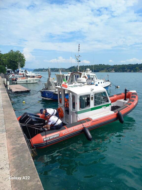 motovedetta barca gommone Polizia Provinciale