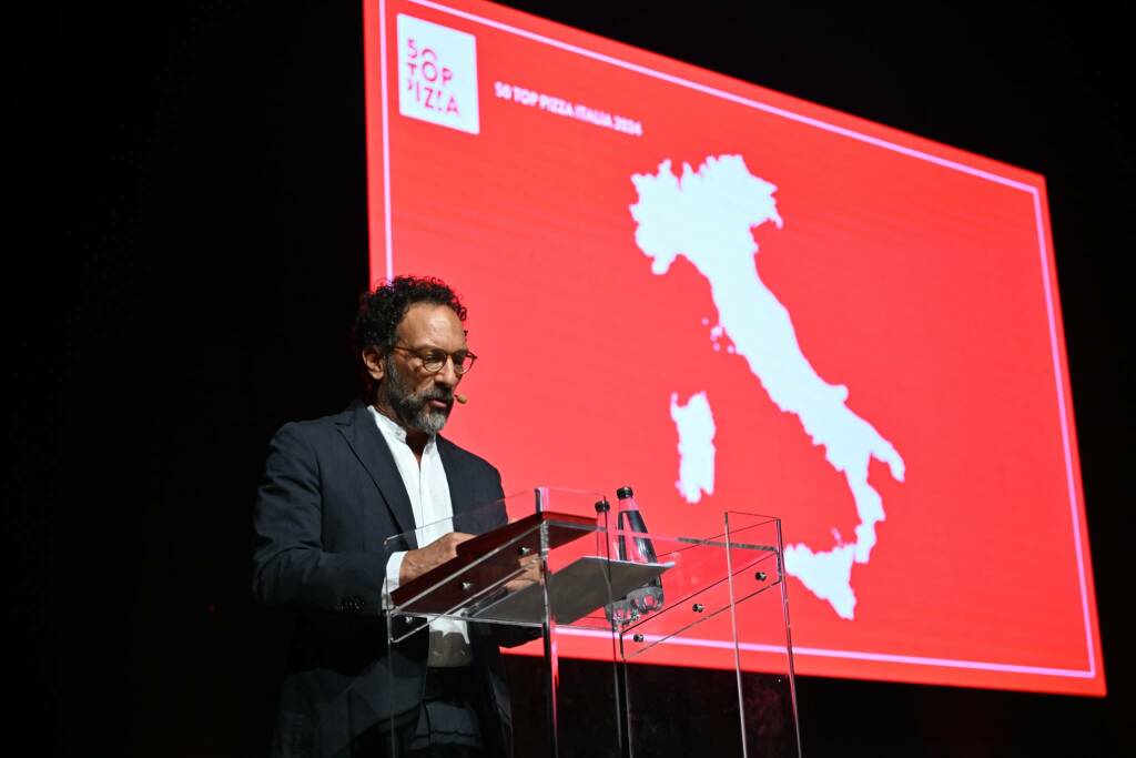 «La guida 50 Top Pizza Italia 2024»