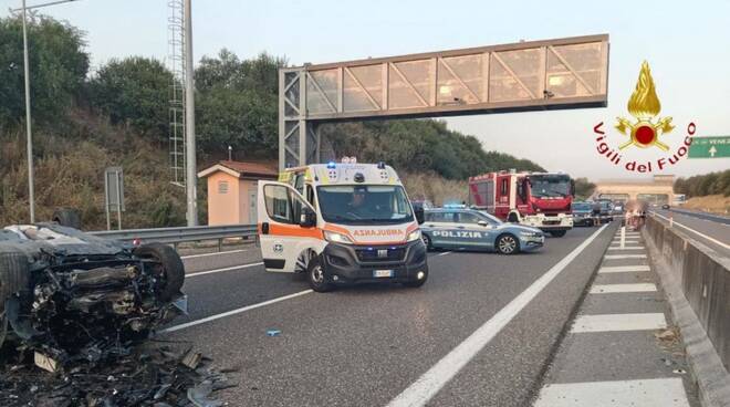 Incidente Corda Molle ambulanza polizia vigili del fuoco