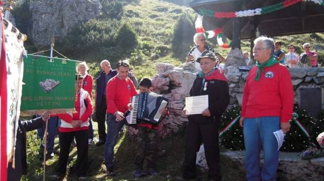 Festa amici di Cima Caldoline Capanna Tita Secchi