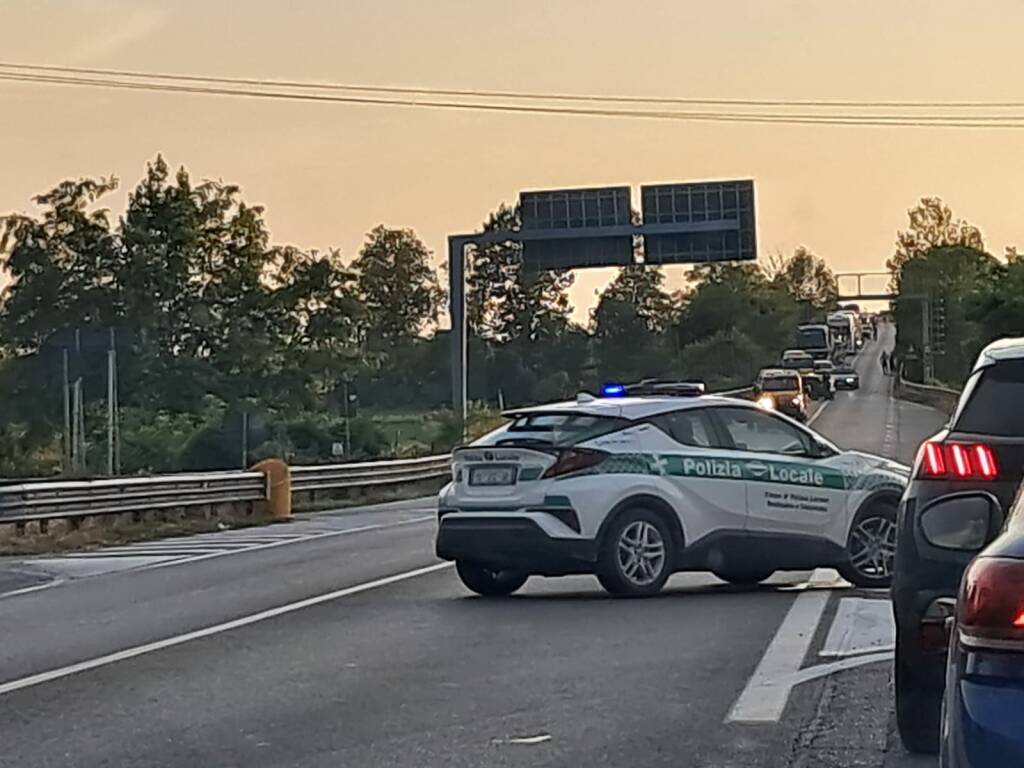 polizia locale tangenziale Est