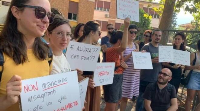 Manifestazione insegnanti USP 