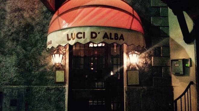 piano bar luci d'alba